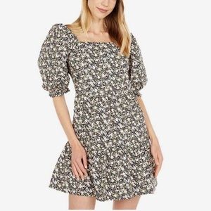 NWT Levi's floral Willa trapeze dress